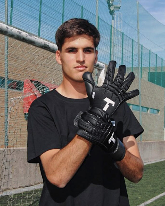 Salvador Moreira